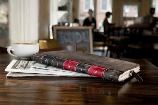 twelvesouth-bookbookair-leather-pic-01 twelvesouth-bookbookair-leather-pic-01