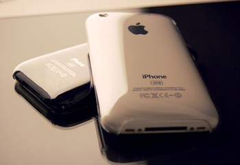 Rhino Designs Clear Series per iPhone 3GS Rhino Designs Clear Series per iPhone 3GS