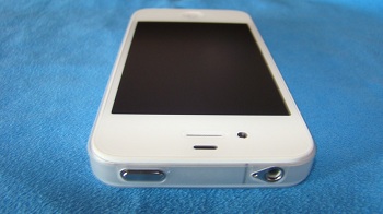 [Bild: pinlo-slice-3-white-iphone-4.jpg]